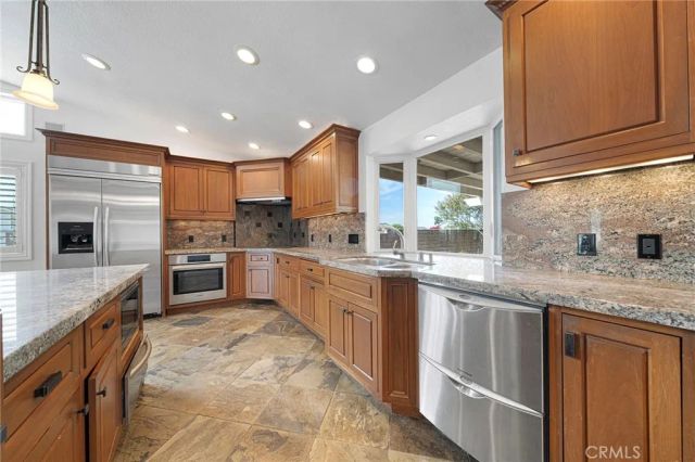 1455 N 13th, Upland, CA 91786