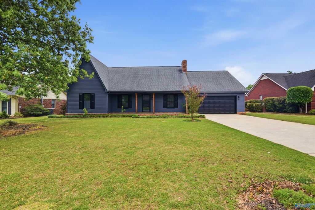 2716 Lexington Avenue SW, Decatur, AL 35603