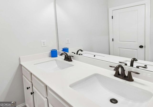 113 Vivian Lane, Peachtree City, GA 30269