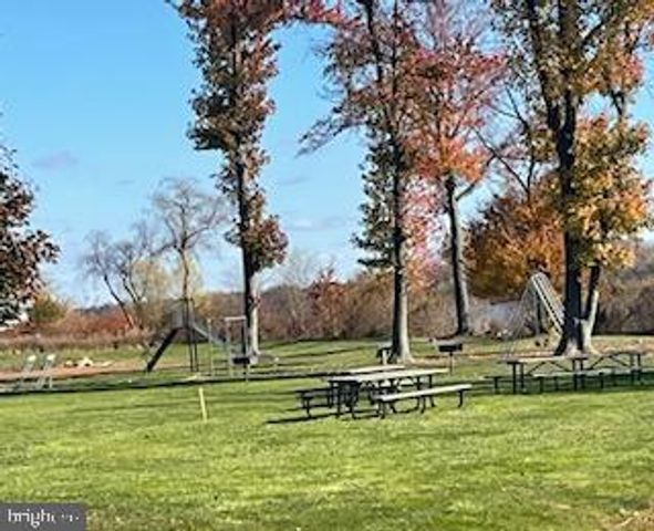 120 PRINCE GEORGE ST, Bensalem, PA 19020
