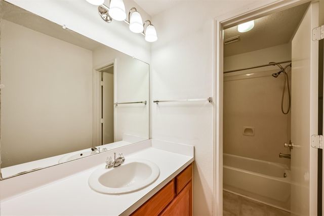 7931 Westington Lane, Houston, TX 77040