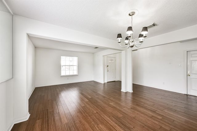 7931 Westington Lane, Houston, TX 77040