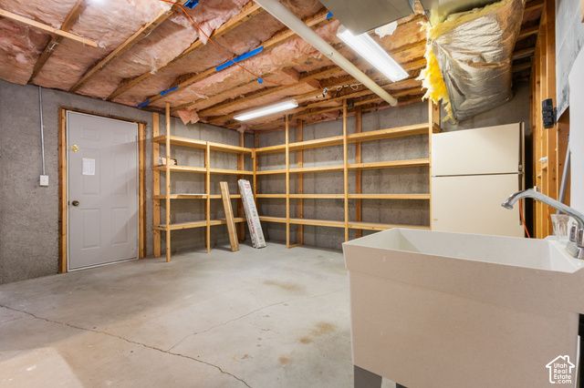 10242 N REDWOOD DR, Cedar Hills, UT 84062