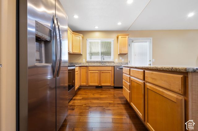 10242 N REDWOOD DR, Cedar Hills, UT 84062