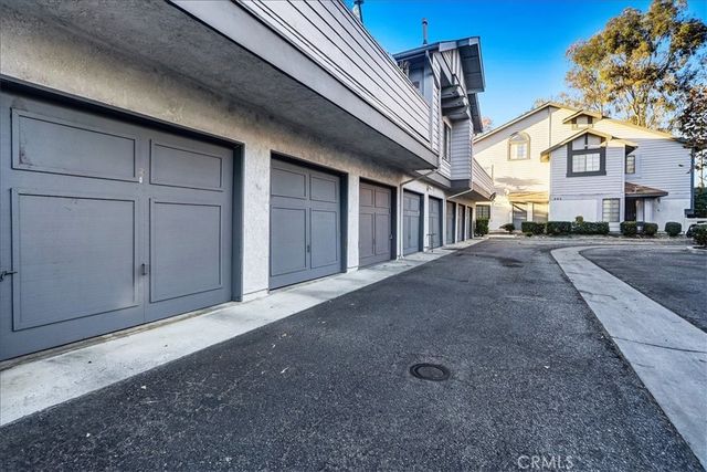 883 W 34th Street N, Long Beach, CA 90806