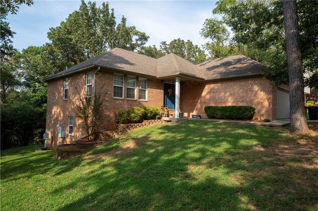 14 Water Oak Lane, Russellville, AR 72802