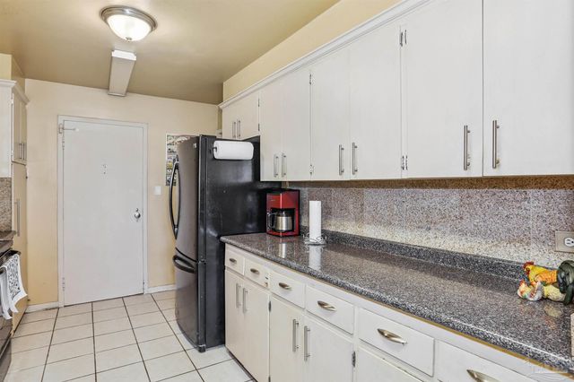 825 Bayshore Dr 302, Pensacola, FL 32507