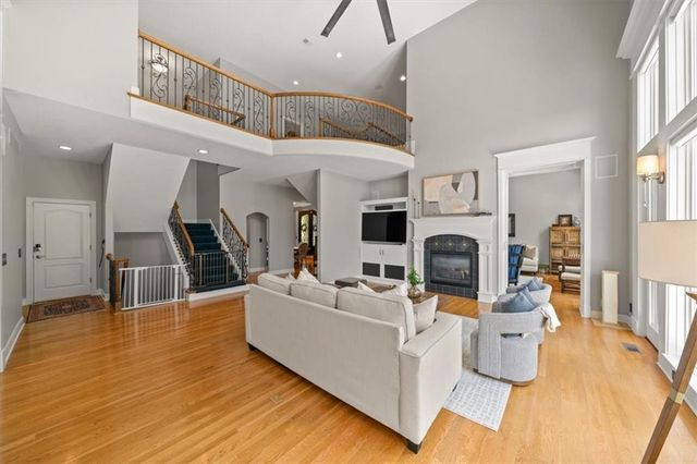 13905 Dearborn Street, Overland Park, KS 66223