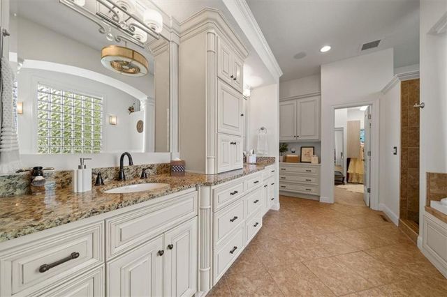 13905 Dearborn Street, Overland Park, KS 66223