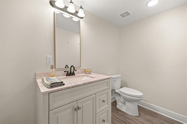 13905 Dearborn Street, Overland Park, KS 66223