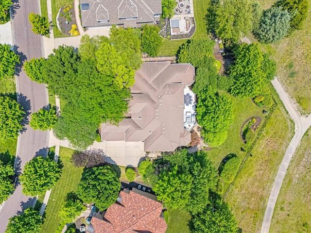 13905 Dearborn Street, Overland Park, KS 66223