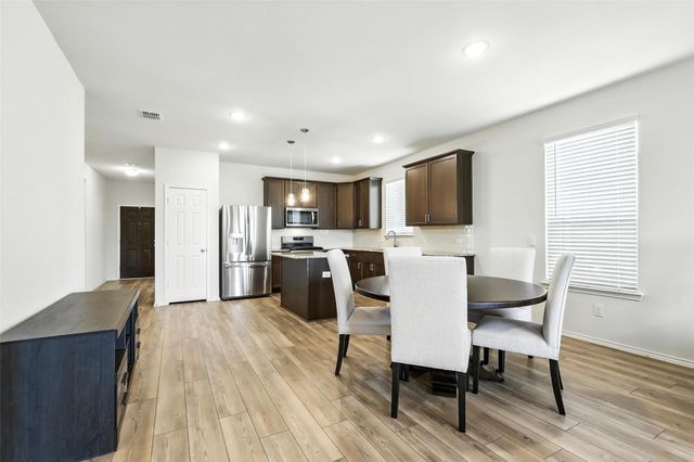 5605 Apple Grove Way, Fort Worth, TX 76123