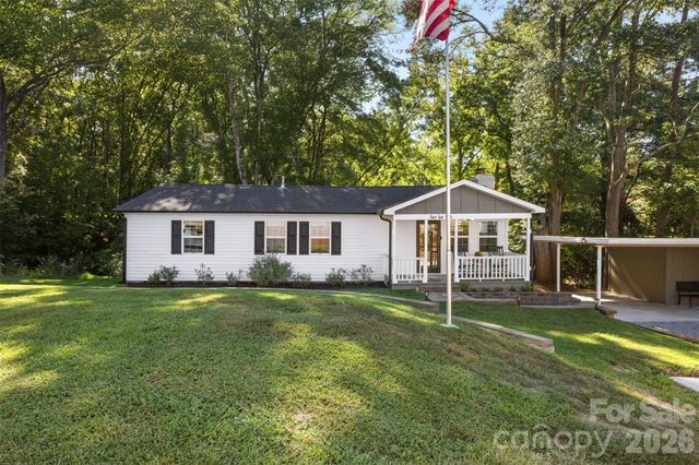 424 Arbor Drive, Waxhaw, NC 28173
