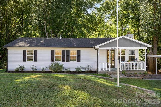 424 Arbor Drive, Waxhaw, NC 28173
