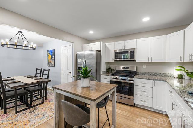 424 Arbor Drive, Waxhaw, NC 28173