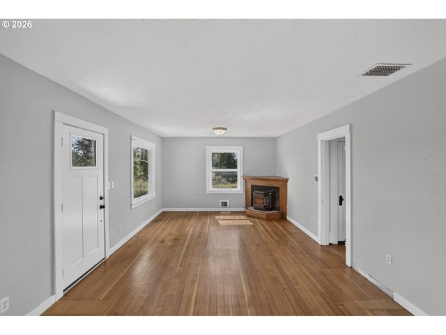 56399 HAZEN Rd, Warren, OR 97053