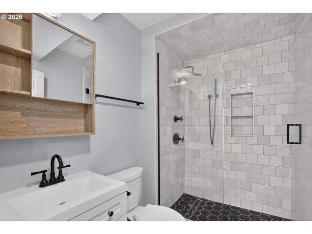 56399 HAZEN Rd, Warren, OR 97053