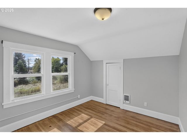 56399 HAZEN Rd, Warren, OR 97053