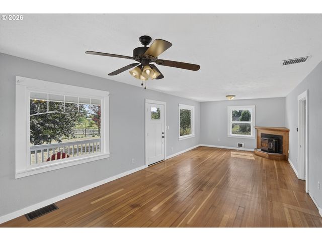 56399 HAZEN Rd, Warren, OR 97053