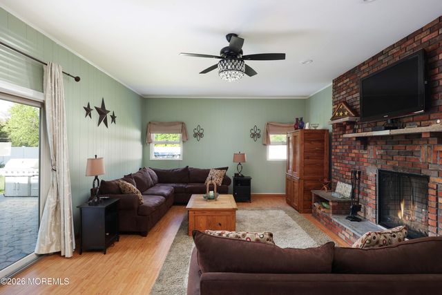 771 Park Avenue, Belford, NJ 07718