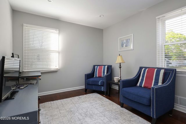 771 Park Avenue, Belford, NJ 07718