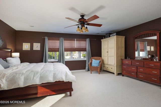 771 Park Avenue, Belford, NJ 07718