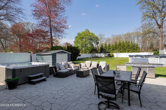 771 Park Avenue, Belford, NJ 07718