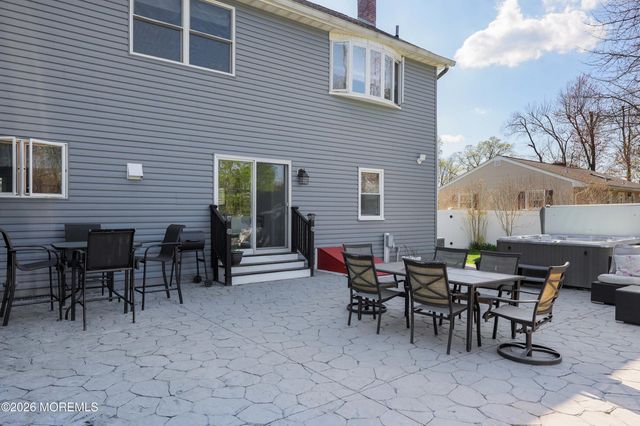 771 Park Avenue, Belford, NJ 07718