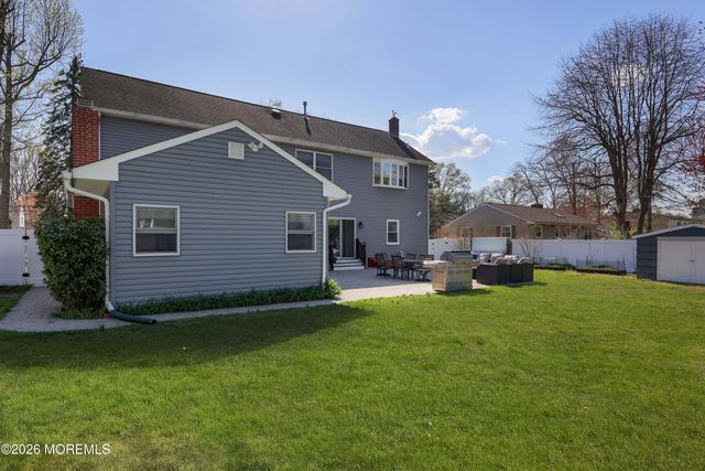 771 Park Avenue, Belford, NJ 07718