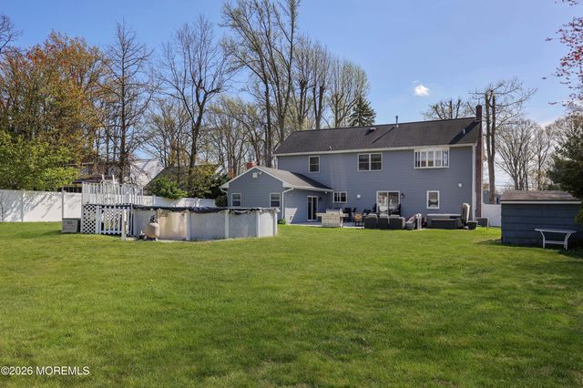 771 Park Avenue, Belford, NJ 07718