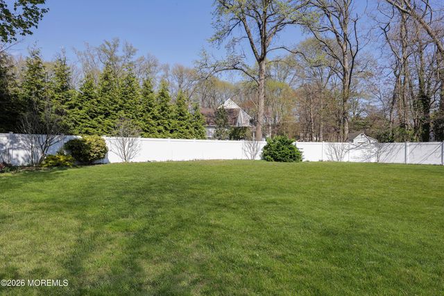 771 Park Avenue, Belford, NJ 07718