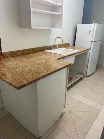 64 Palisade Ave 2, Garfield City, NJ 07026