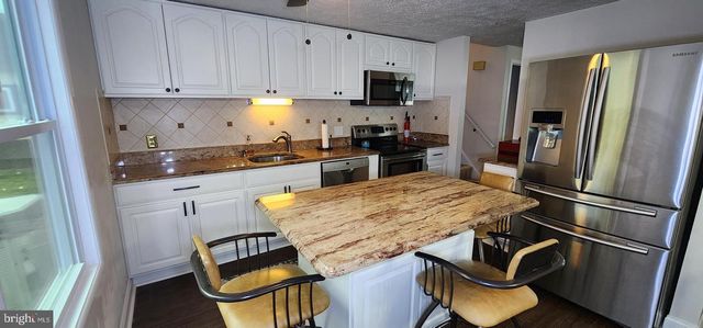 4 BIG STONE, Baltimore, MD 21228