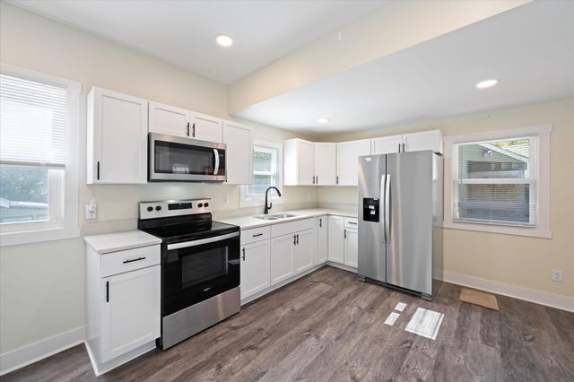 3 PARK Circle, Council Bluffs, IA 51503