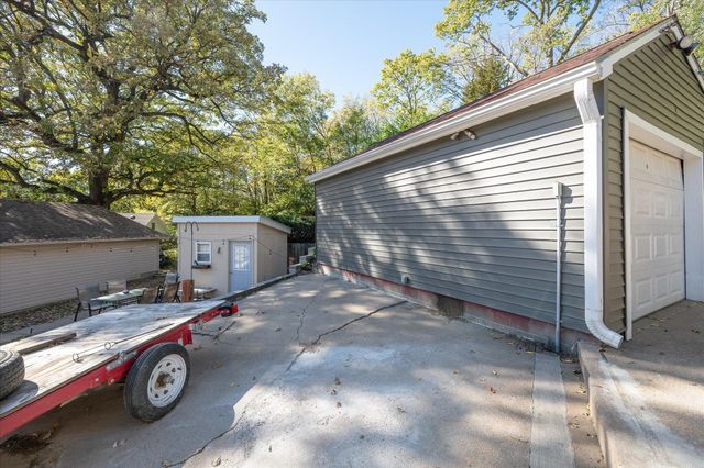 3 PARK Circle, Council Bluffs, IA 51503