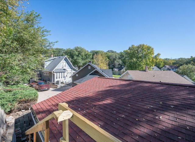 3 PARK Circle, Council Bluffs, IA 51503