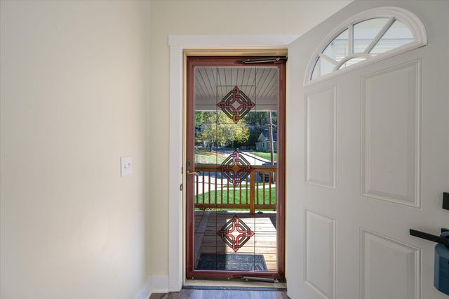 3 PARK Circle, Council Bluffs, IA 51503