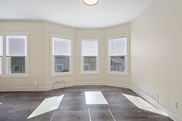 3 PARK Circle, Council Bluffs, IA 51503