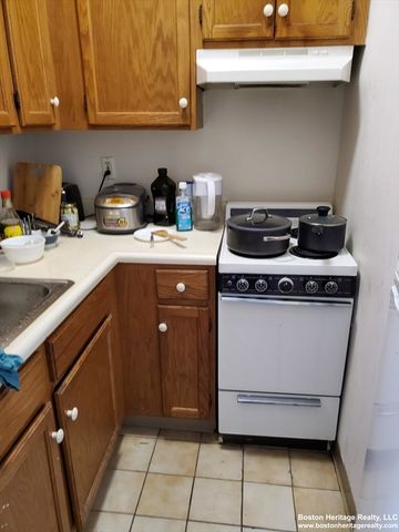 331 Huntington Ave 52, Boston, MA 02115