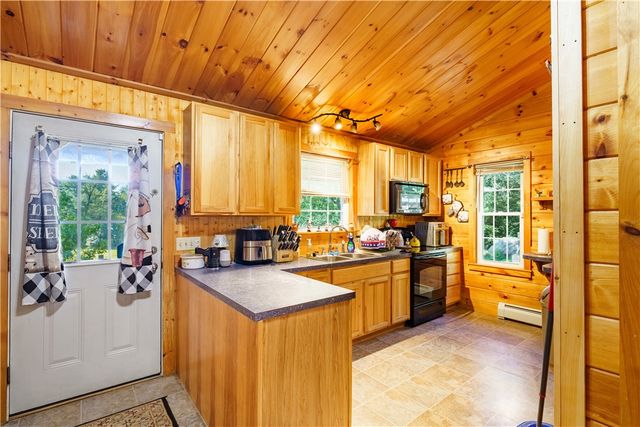 197 Lewis Farm Road, Coventry, RI 02827