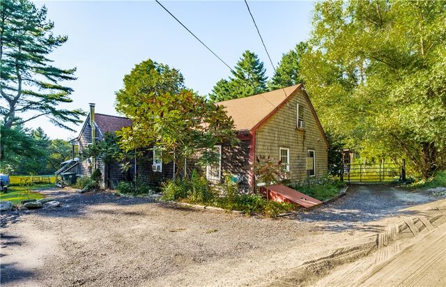197 Lewis Farm Road, Coventry, RI 02827