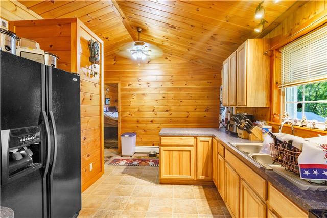 197 Lewis Farm Road, Coventry, RI 02827