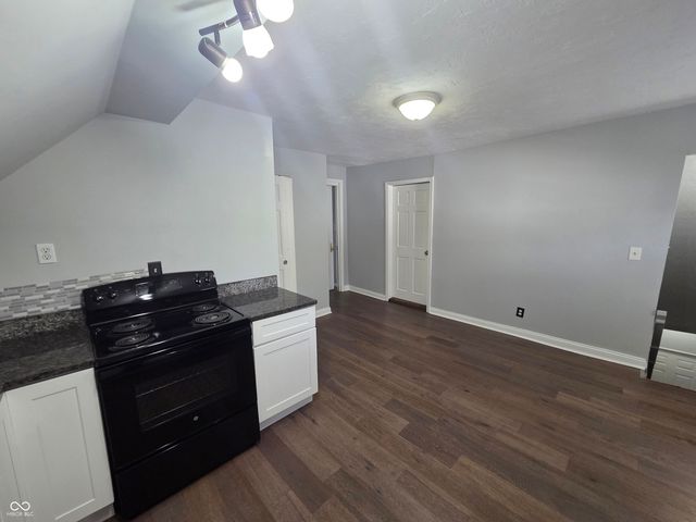 2805 Unit 2 Boulevard Place, Indianapolis, IN 46208