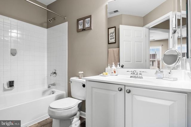 148 SOUTH AVE, Swedesboro, NJ 08085