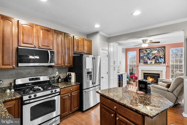 148 SOUTH AVE, Swedesboro, NJ 08085