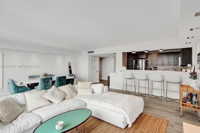 10000 W Bay Harbor Dr PH23, Bay Harbor Islands, FL 33154