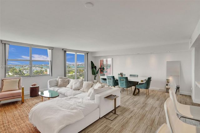 10000 W Bay Harbor Dr PH23, Bay Harbor Islands, FL 33154