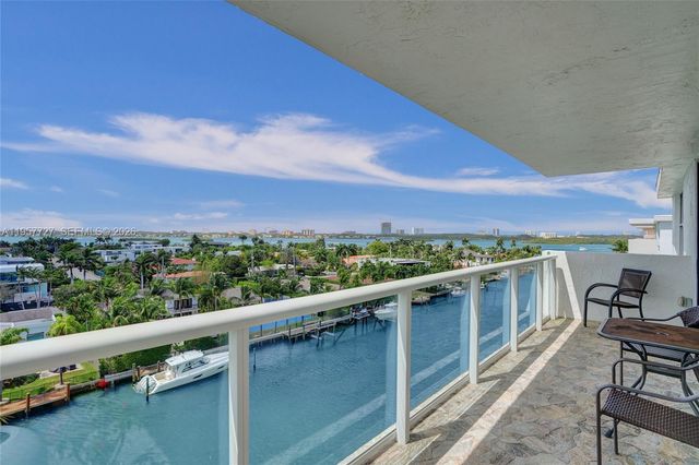 10000 W Bay Harbor Dr PH23, Bay Harbor Islands, FL 33154