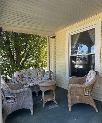 284 E Saint Clair Street, Romeo, MI 48065