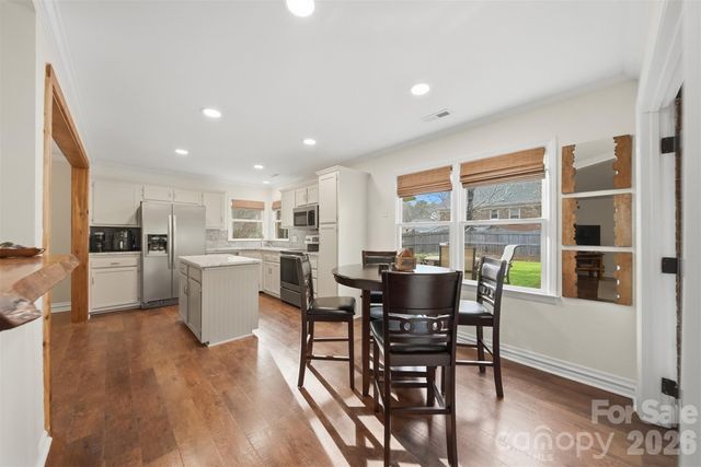 609 Fredricksburg Road, Matthews, NC 28105